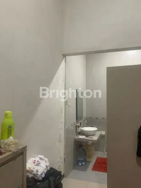 image RUMAH WISMA LIDAH KULON LOKASI STRATEGIS (7)