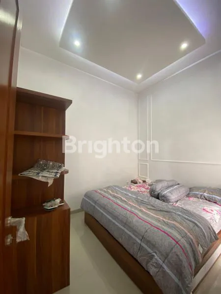 image RUMAH DENGAN SEBAGIAN FURNISHED, DIJUAL CEPAT.  (8)