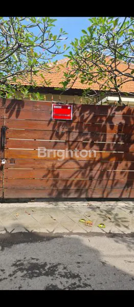 image RUMAH MODERN DENGAN DESAIN ELEGANT (1)