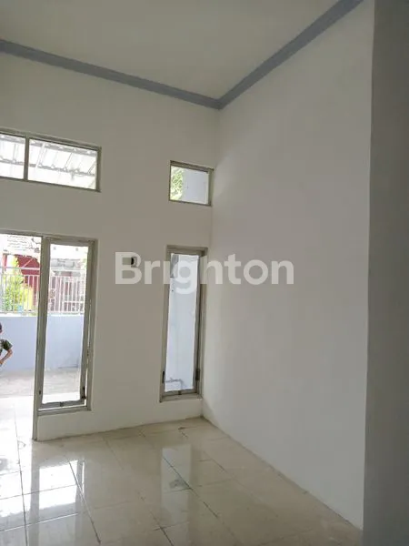 image RUMAH SIAP HUNI DI GRAHA SURYANATA, DEPAN CLUSTER (2)