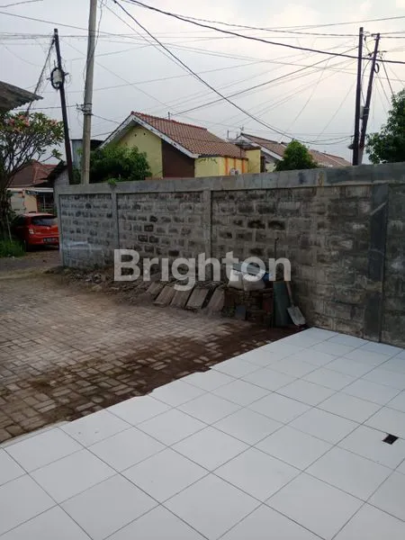 image URGENT!!! BUTUH JUAL CEPAT RUMAH DI CLUSTER TENGAH KOTA MEDOHO (2)