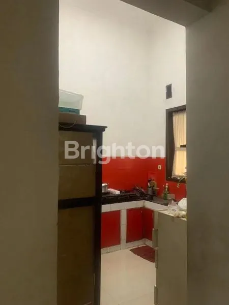 image RUMAH WISMA LIDAH KULON STRATEGIS DEKAT KAMPUS UNESA, PAKUWON MALL, DLL (2)