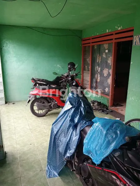 image RUMAH SIAP HUNI DI TAMAN, MADIUN, HARGA MENARIK (4)