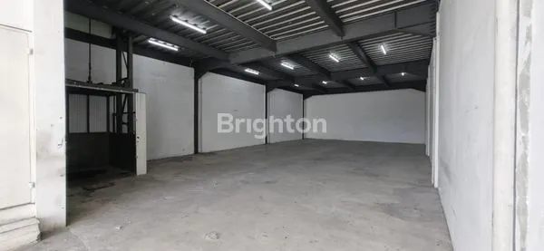 image DISEWAKAN GUDANG 3 LANTAI – LUAS 240 M² – LIFT BARANG – SIAP USAHA (2)