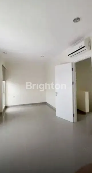 image RUMAH MEWAH DI SYMPHONIA GS, 2KT SIAP HUNI (4)