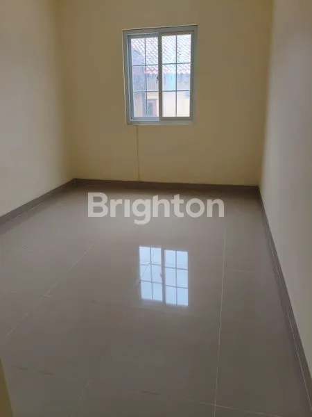 image RUMAH 2 LANTAI FULL RENOVASI DI CENTRO MICHELIA GADING SERPONG (4)