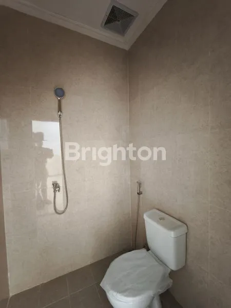 image ALANA REGENCY CEMANDI 6 BARU GRESS, BARU SERAH TERIMA (5)