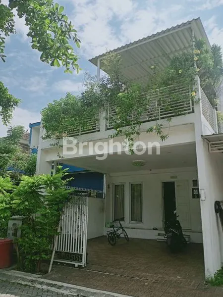 image RUMAH MEWAH CLUSTER DELUXE FULL FURNISHED SIAP HUNI (1)