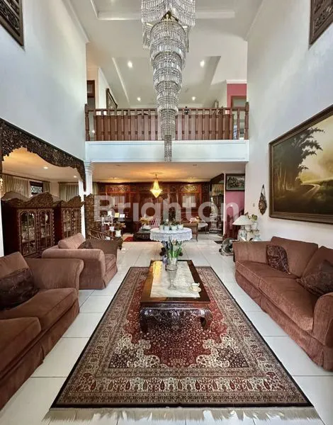 image DIJUAL RUMAH DI JL. MARGASATWA JAKARTA SELATAN  (2)