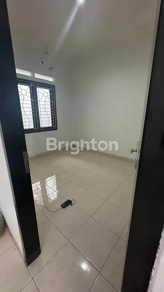 image RUMAH BARU SIAP HUNI, DEKAT MASJID & AKSES TOL (4)