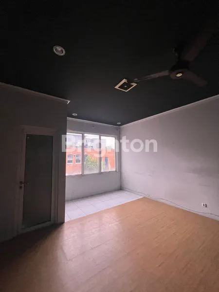 image RUKO GOLDEN 8 GADING SERPONG COCOK UNTUK TEMPAT USAHA DAN PERKANTORAN  (2)