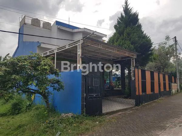 image VILLA 2 LANTAI DI BATU, LT 406M² & KOLAM RENANG (1)