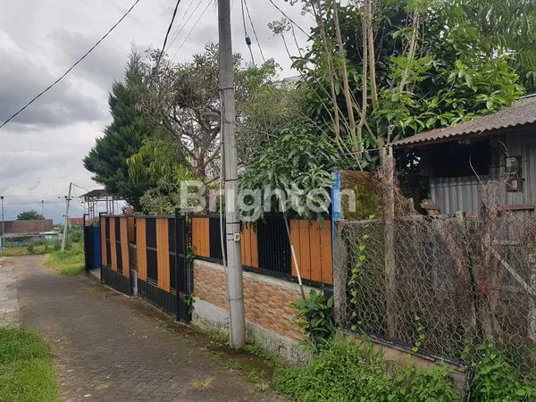 image VILLA 2 LANTAI DI BATU, LT 406M² & KOLAM RENANG (2)