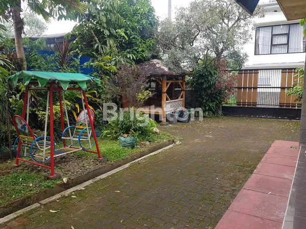 image VILLA 2 LANTAI DI BATU, LT 406M² & KOLAM RENANG (7)