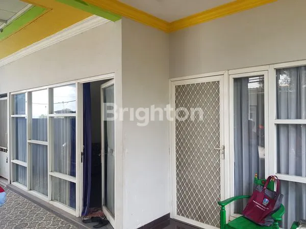 image VILLA 2 LANTAI DI BATU, LT 406M² & KOLAM RENANG (3)