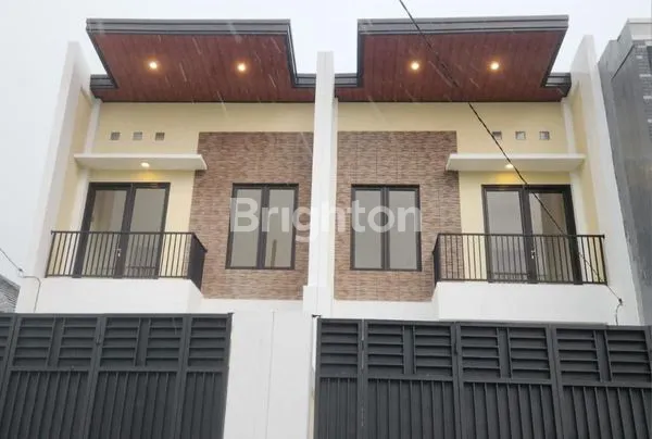 image RUKO / RUMAH USAHA BARU GRESS DI BCF DEKAT LINGKAR TTIMUR SIDOARJO (1)
