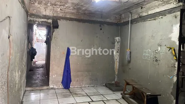 image RUMAH USAHA STRATEGIS DI JELAMBAR, LT 240M² (5)