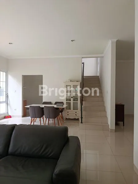 image RUMAH CANTIK MENAGGIO PARAMOUNT (2)