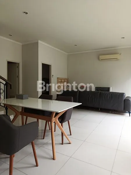 image RUMAH CANTIK MENAGGIO PARAMOUNT (8)