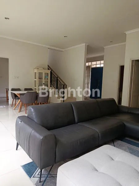 image RUMAH CANTIK MENAGGIO PARAMOUNT (4)