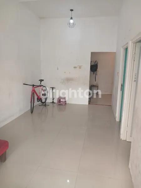 image RUMAH STRATEGIS DI GUNUNG ANYAR – DEKAT KAMPUS & TOL! (3)