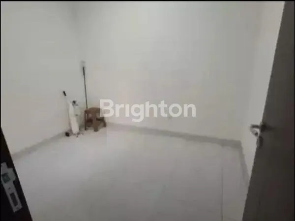 image HUNIAN MODERN ALA SPANYOL DALAM CLUSTER – CIKUPA, TANGERANG || LOKASI STRATEGIS || FASUM LENGKAP || INVESTASI TERJAGA (3)