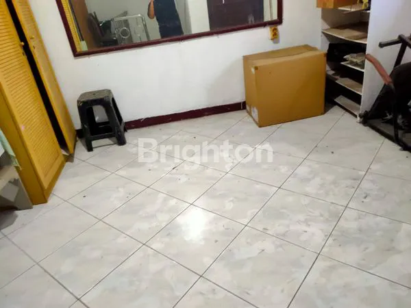 image JUAL RUMAH 2 LANTAI PERUM BEKASI REGENSI 1 (6)