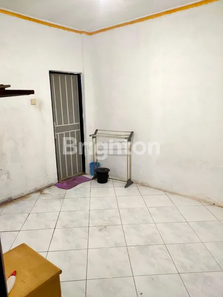 image JUAL RUMAH 2 LANTAI PERUM BEKASI REGENSI 1 (7)