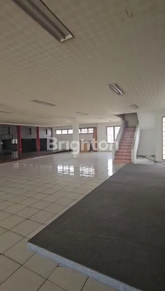 image DISEWAKAN RUKO 2 LT, MALANG KOTA, LUAS DAN BESAR (2)