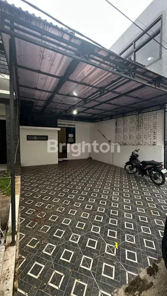 image RUMAH SIAP HUNI DI SENTUL, DEKAT AKSES TOL & PUSAT KULINER (2)