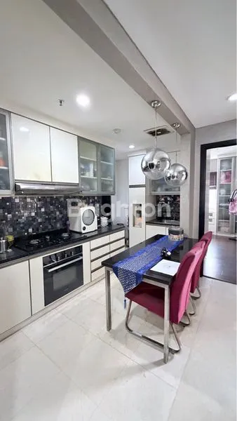 image ROYAL MEDIT CENTRAL PARK TANJUNG DUREN 3 BR (6)