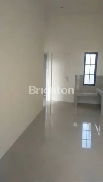 image RUMAH SIAP HUNI DI PERUMAHAN  SUNLIKE CITY -TJ. MORAWA (4)