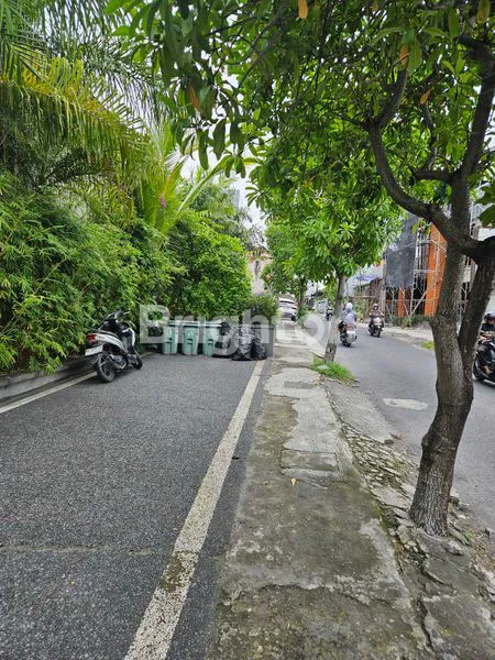 image VILLA ASRI SEMINYAK, 3KT, KOLAM RENANG, COCOK UNTUK DISEWAKAN (2)