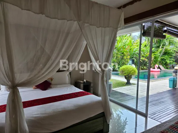 image VILLA ASRI SEMINYAK, 3KT, KOLAM RENANG, COCOK UNTUK DISEWAKAN (3)