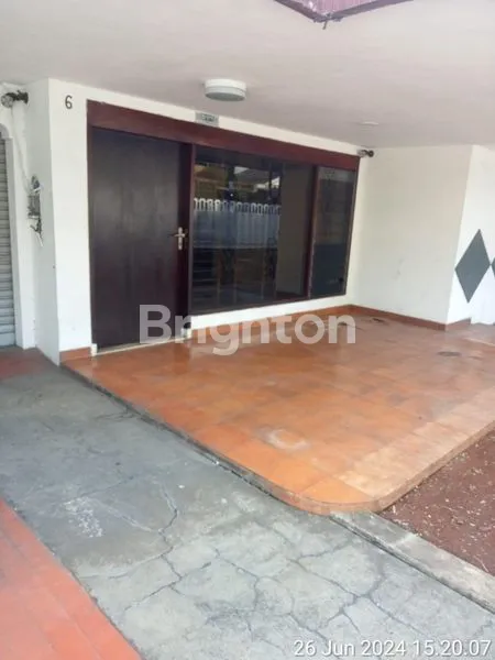 image RUMAH 2 LANTAI LUAS BISA UNTUK INVESTASI JL KAMBOJA JAKARTA BARAT (1)