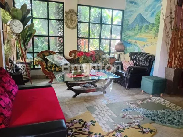 image RUMAH PREMIUM DIKAWASAN STRATEGIS DAN BISNIS DI KEMANG PRATAMA BEKASI KOTA (4)