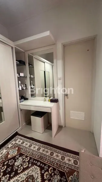 image RUMAH 2 LANTAI ASRI FULLY FURNISHED DI CIPAYUNG JAKARTA TIMUR. (7)