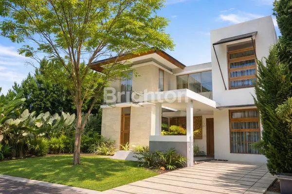 image RUMAH MEWAH BSD HADAP TIMUR LT 252M² DEKAT JORR (8)