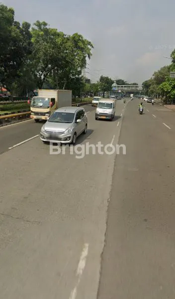 image TANAH PINGGIR JALAN DENGAN BANGUNAN 2 LANTAI COCOK UNTUK LOGISTIK RUKO BENGKEL SHOWROOM (2)