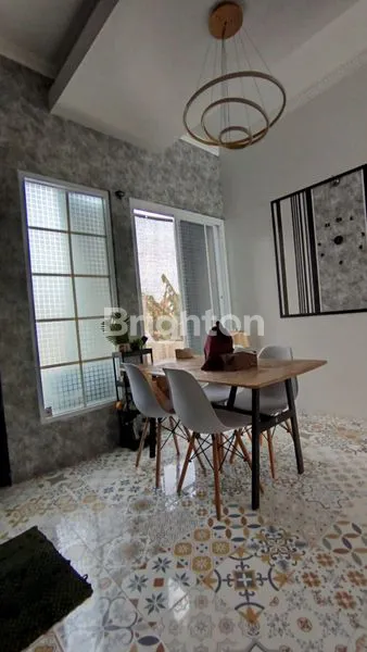 image TOWNHOUSE STRATEGIS DI BEKASI, FULL FURNISH & BISA KPR (1)