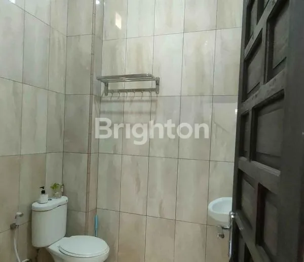 image RUMAH MEWAH 2 LANTAI, FULLY FURNISHED DI KARTINI RESIDENCE (8)