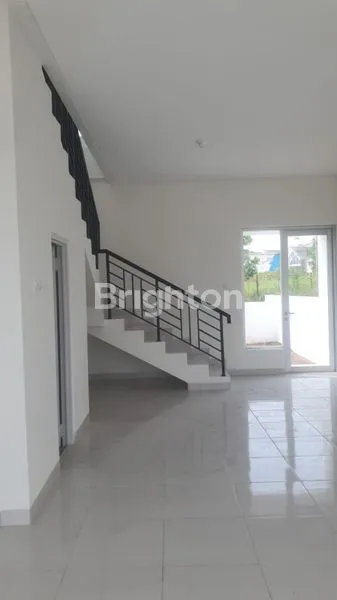 image RUKO 2 LANTAI SIAP USAHA, LOKASI AKSES MUDAH (3)