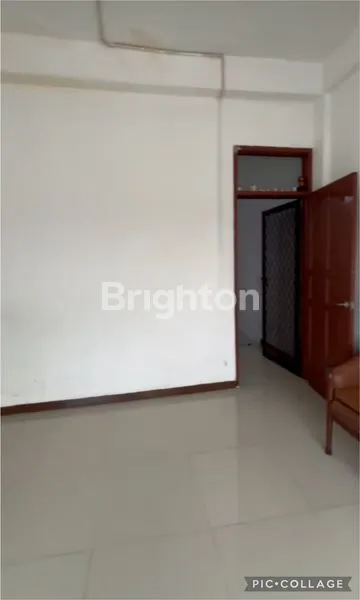 image RUKO STRATEGIS JELAMBAR, 3 LANTAI SIAP HUNI (4)