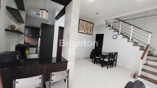 image RUMAH FULL FURNISHED SIAP HUNI LUAS  & NYAMAN COCOK UNTUK KELUARGA & EKSPATRIAT (6)