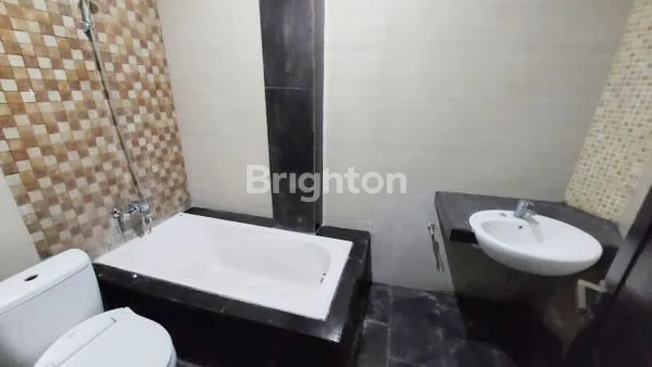 image RUMAH FULL FURNISHED SIAP HUNI LUAS  & NYAMAN COCOK UNTUK KELUARGA & EKSPATRIAT (5)