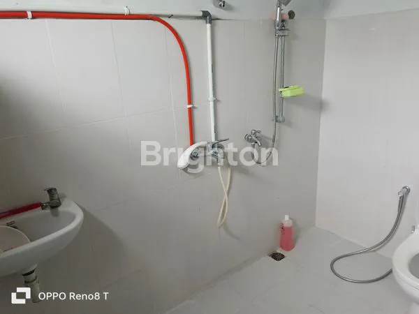 image RUMAH 2 LANTAI 4 KAMAR TIDUR– KERTA RAHAYU, DENPASAR  SELATAN  (2)