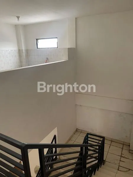 image RUKO 3,5 LANTAI BARU RENOVASI DI JL. RAYA BOGOR (5)