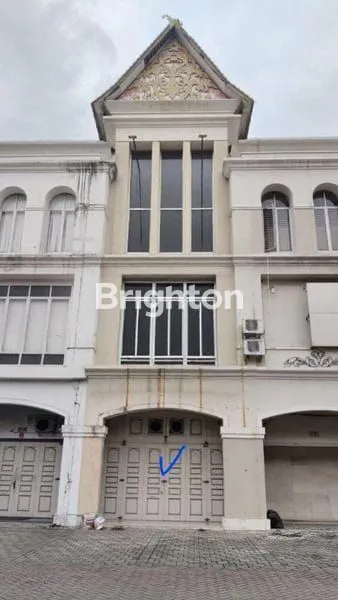 image RUKO 3 LANTAI SIAP PAKAI UNTUK USAHA, LOKASI STRATEGIS DI JL. JENDRAL SUDIRMAN, TANGKERANG – RIAU (SUDIRMAN CITY SQUARE) (1)