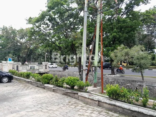 image RUKO 3 LANTAI SIAP PAKAI UNTUK USAHA, LOKASI STRATEGIS DI JL. JENDRAL SUDIRMAN, TANGKERANG – RIAU (SUDIRMAN CITY SQUARE) (6)