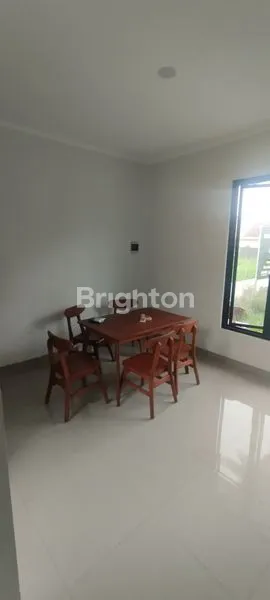 image DIJUAL RUMAH DUA LANTAI - KAWASAN STRATEGIS  (3)